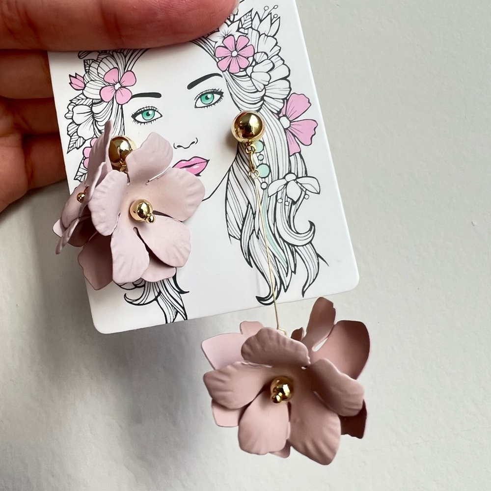 Asymmetrical 3D Flower Earrings s925 needle